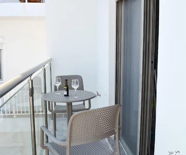 Endless Blue Luxury * Haraki