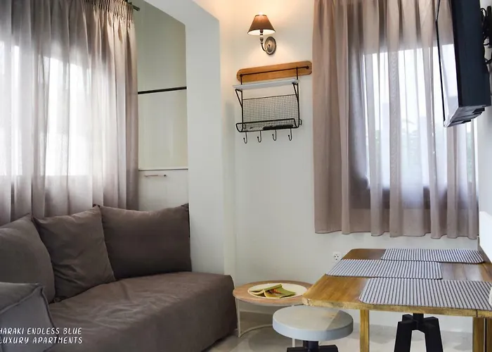 Endless Blue Luxury شاراكي